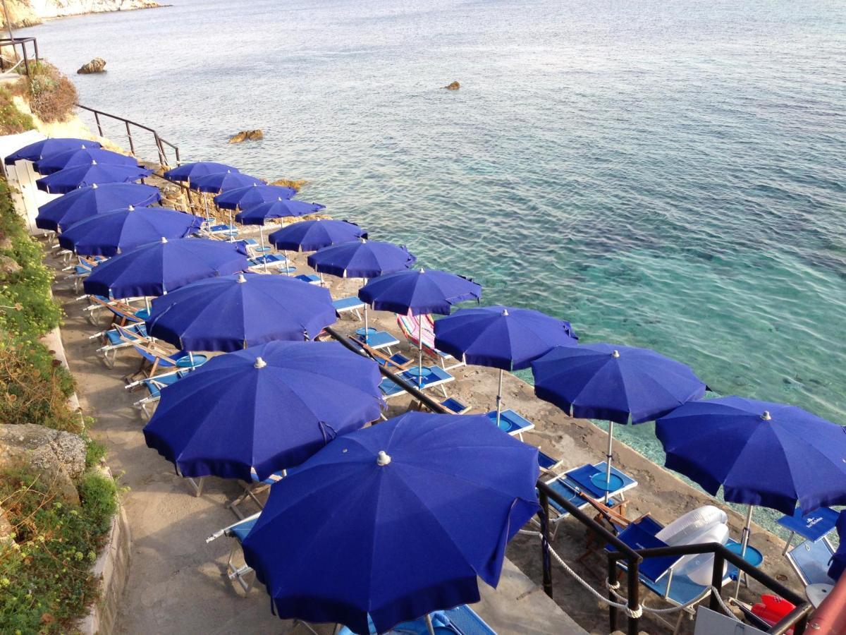 Hotel Villa Ombrosa بورتوفيرّايو المظهر الخارجي الصورة