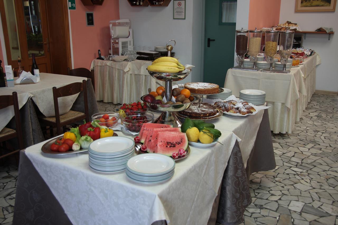 Hotel Villa Ombrosa بورتوفيرّايو الغرفة الصورة