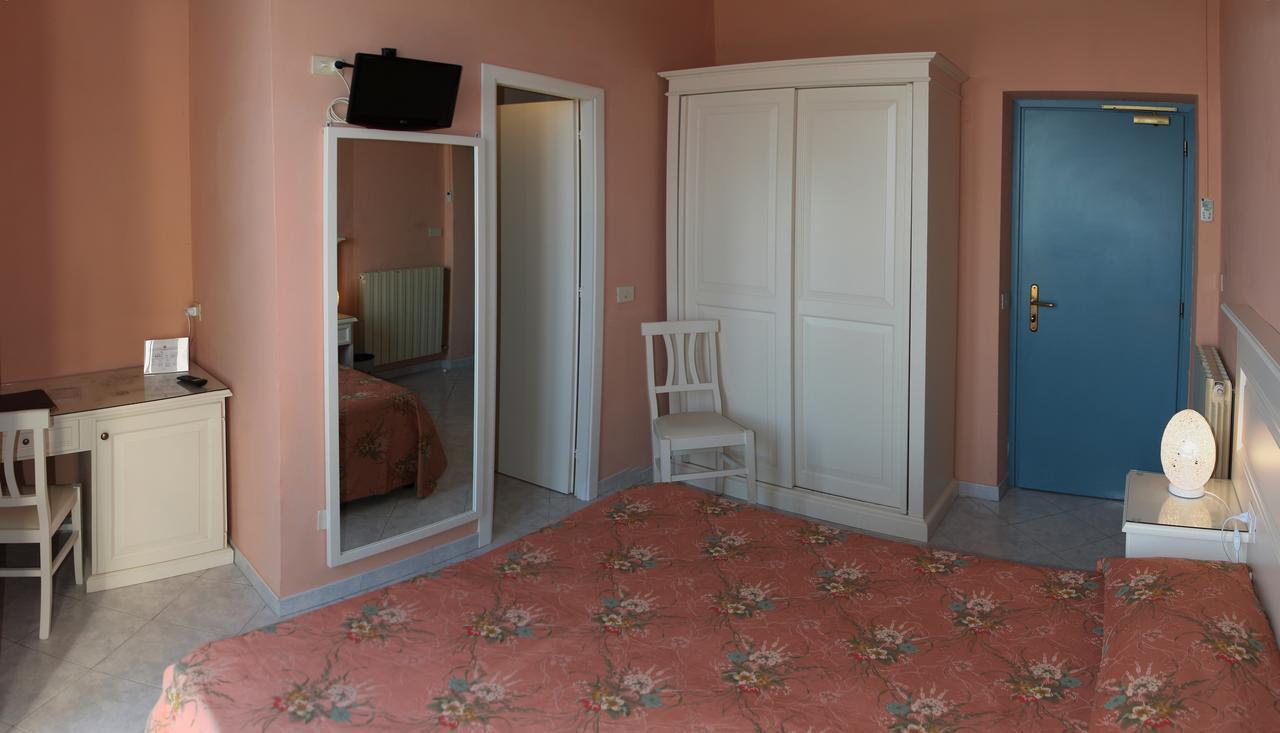 Hotel Villa Ombrosa بورتوفيرّايو المظهر الخارجي الصورة